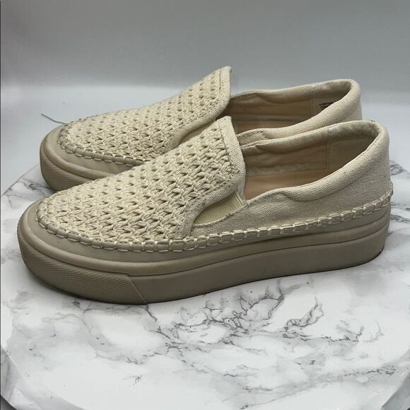 DOLCE VITA Off White Saydi Slip-On Sneaker-6.5 - Picture 4 of 8